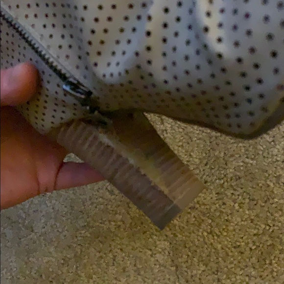 Report Women’s Heels - Picture 4 of 5